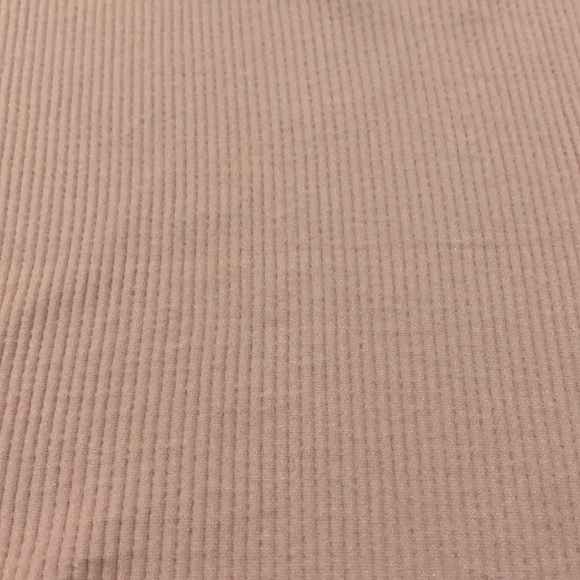 Brand new Pink adjustable strap tank / camisole - Picture 3 of 6